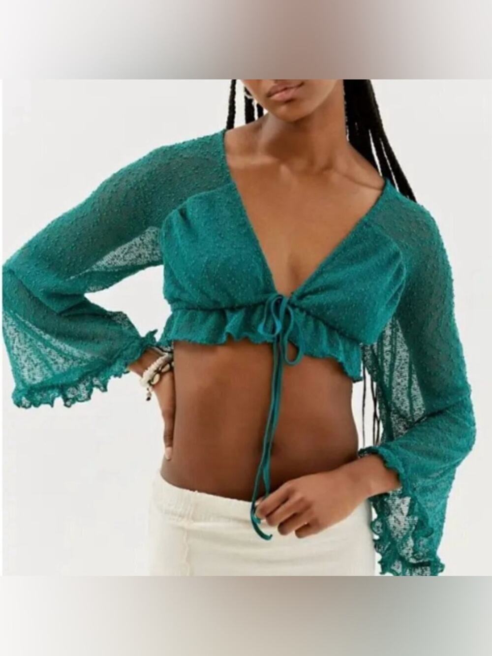 Urban Outfitters Celeste Textured Long Sleeve Ruffle Cropped Size Medium